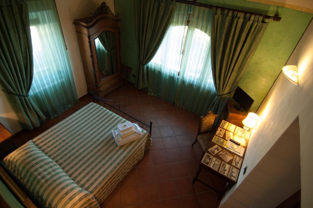 Arpaderba B&B Ливорно Екстериор снимка